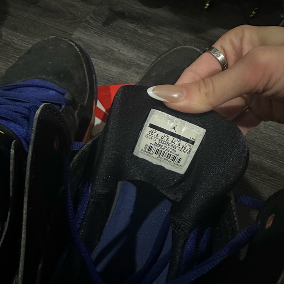 Nike Air Jordan Retro 4 - Picture 7 of 8